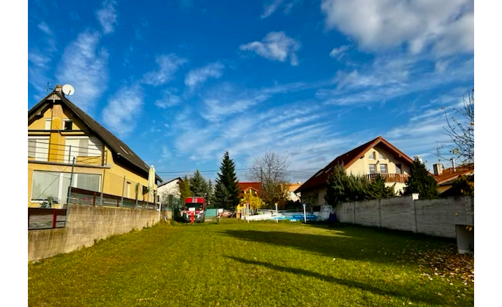 Na predaj stavebný pozemok v Košice - Myslava  na Kope - fotografia 1
