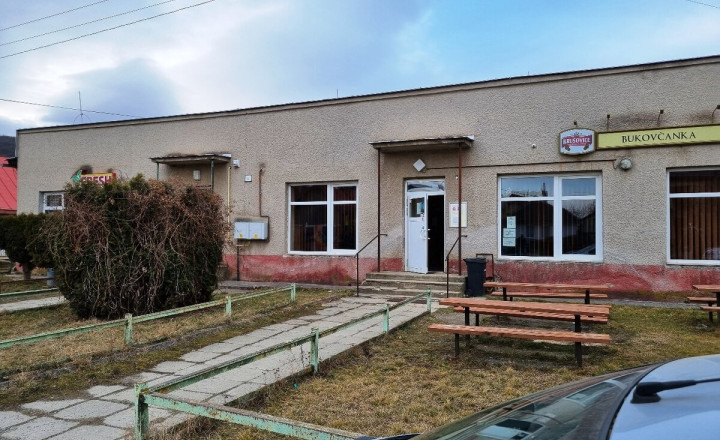 Objekt vhodný na prevádzkovanie pohostinstva-v obci Bukovec - fotografia 1
