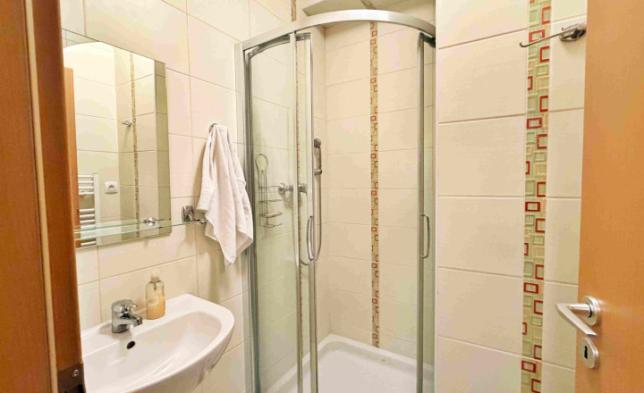 ViP.  4-izbový byt Panorama, 120 m², terasa 10m2, parking - fotografia 7